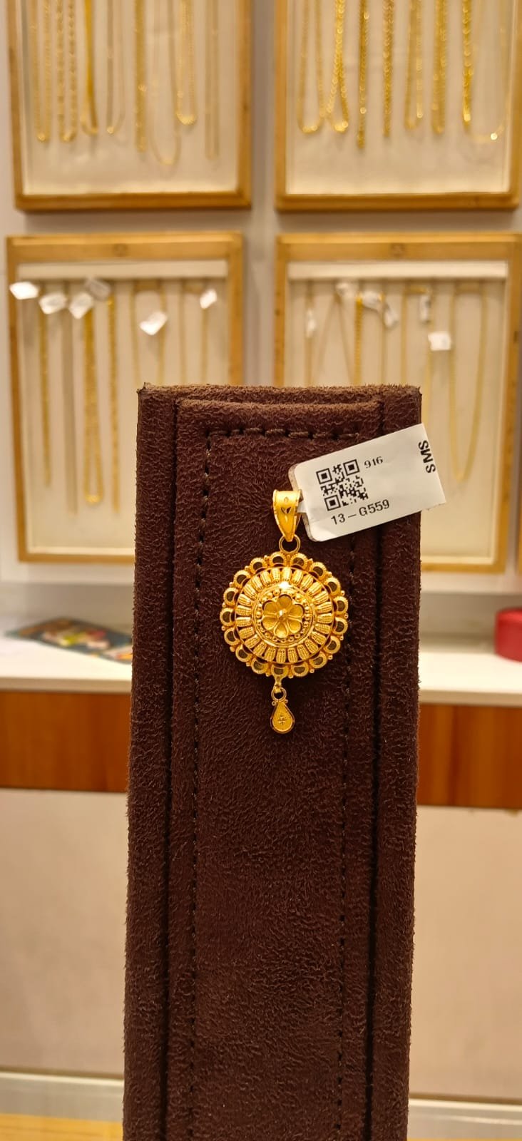 Single Hook Dollar